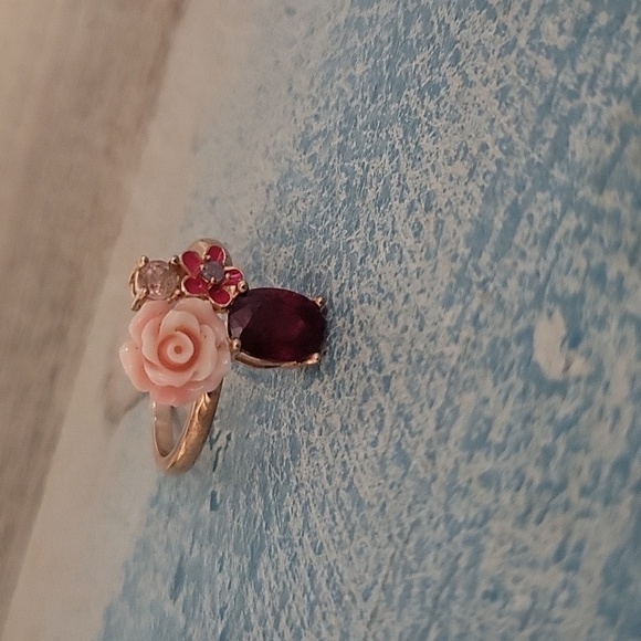 Elegant Sz7.5 Floral pink, red Gemstone Ring - Picture 3 of 6